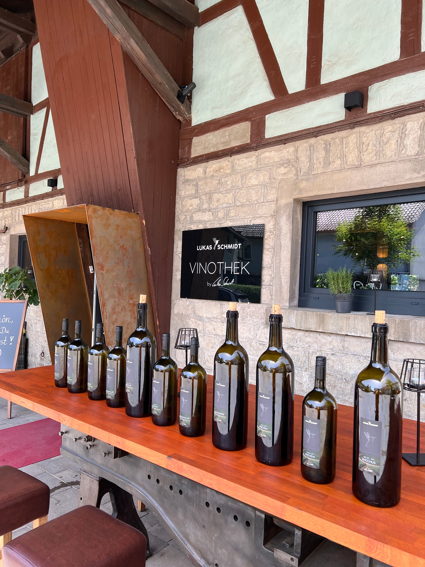 BIG BOTTLES & Music | EINTRITT FREI