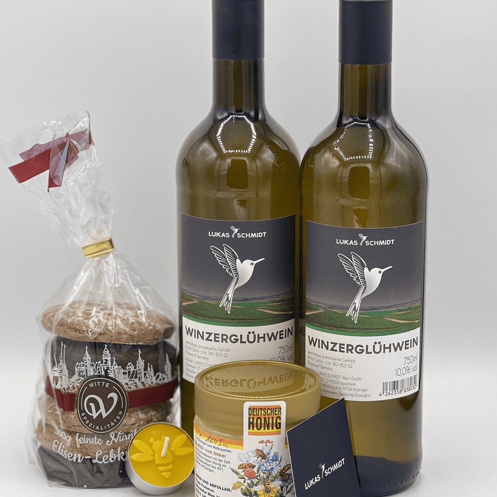 LUKAS SCHMIDT - Paket | "Winzerzauber" | 2 Flaschen Winzerglühwein, 1 Packung Witte Elisenlebkuchen, 1 Seenland Honig, 1 Kerze aus Bienenwachs - LUKAS SCHMIDT® Premium Weine