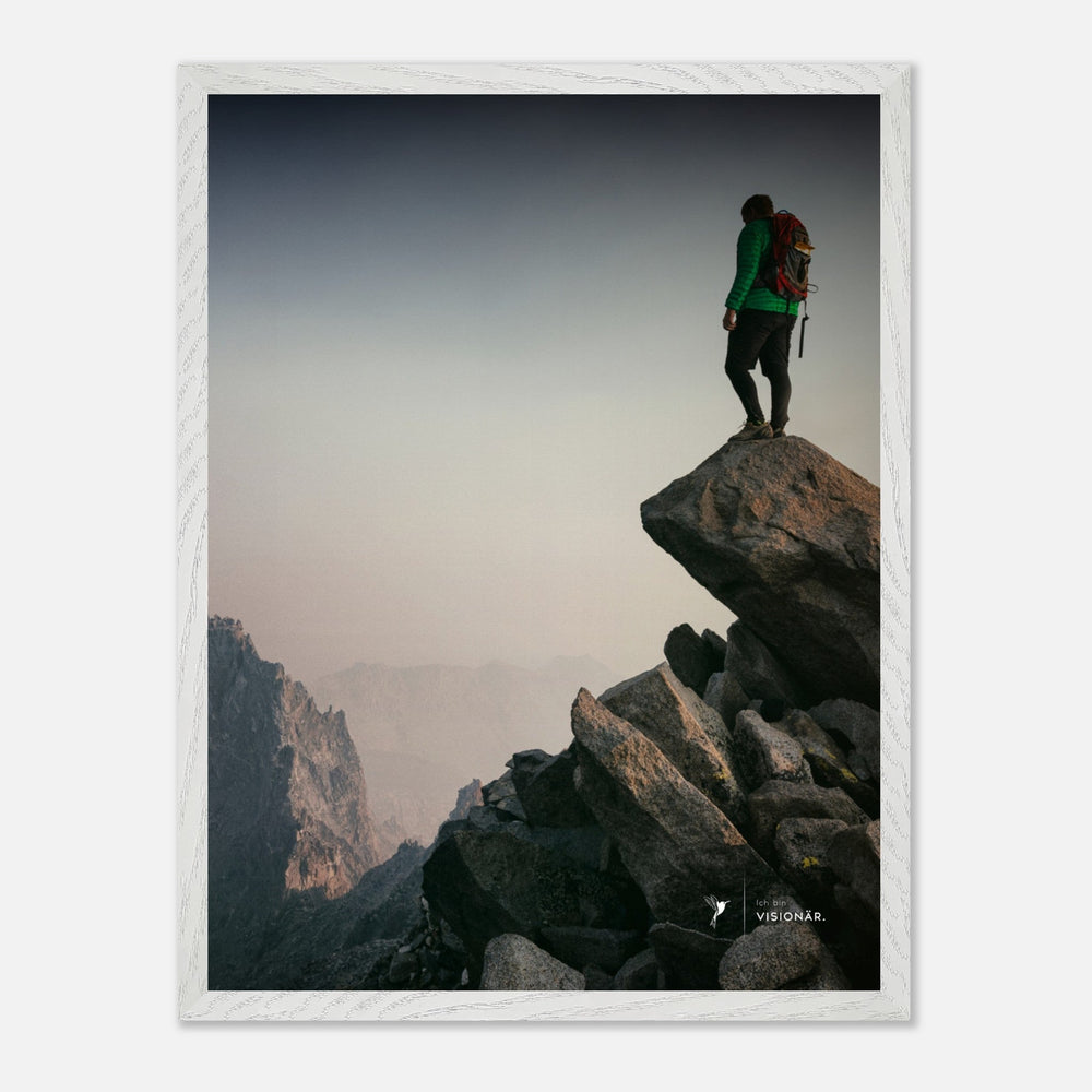 
                  
                    VISION PLACE BERGSTEIGER Premium - Poster aus halbmattem Premium - Papier mit Holzrahmen 45x60 cm - Lukas Schmidt Wein
                  
                